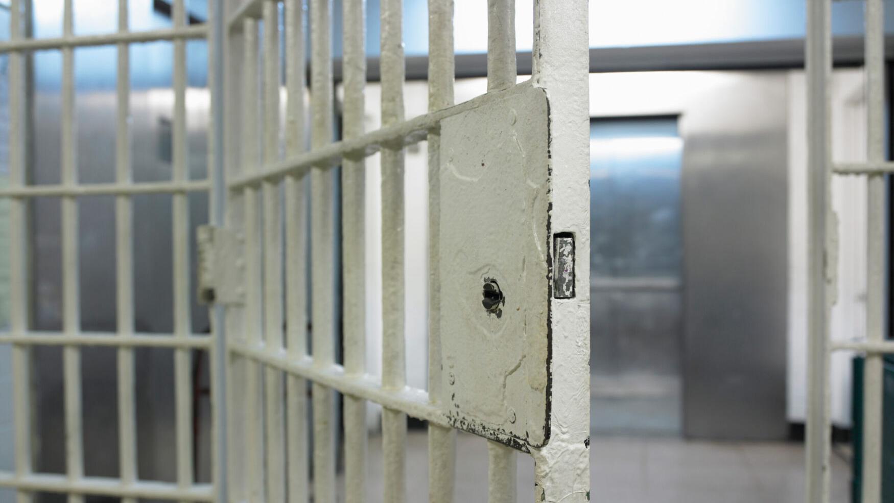 Trump bond rule leaves more people stuck in immigration custody indefinitely